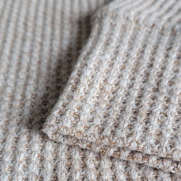 Knit Pullover - Picture 4 of 6